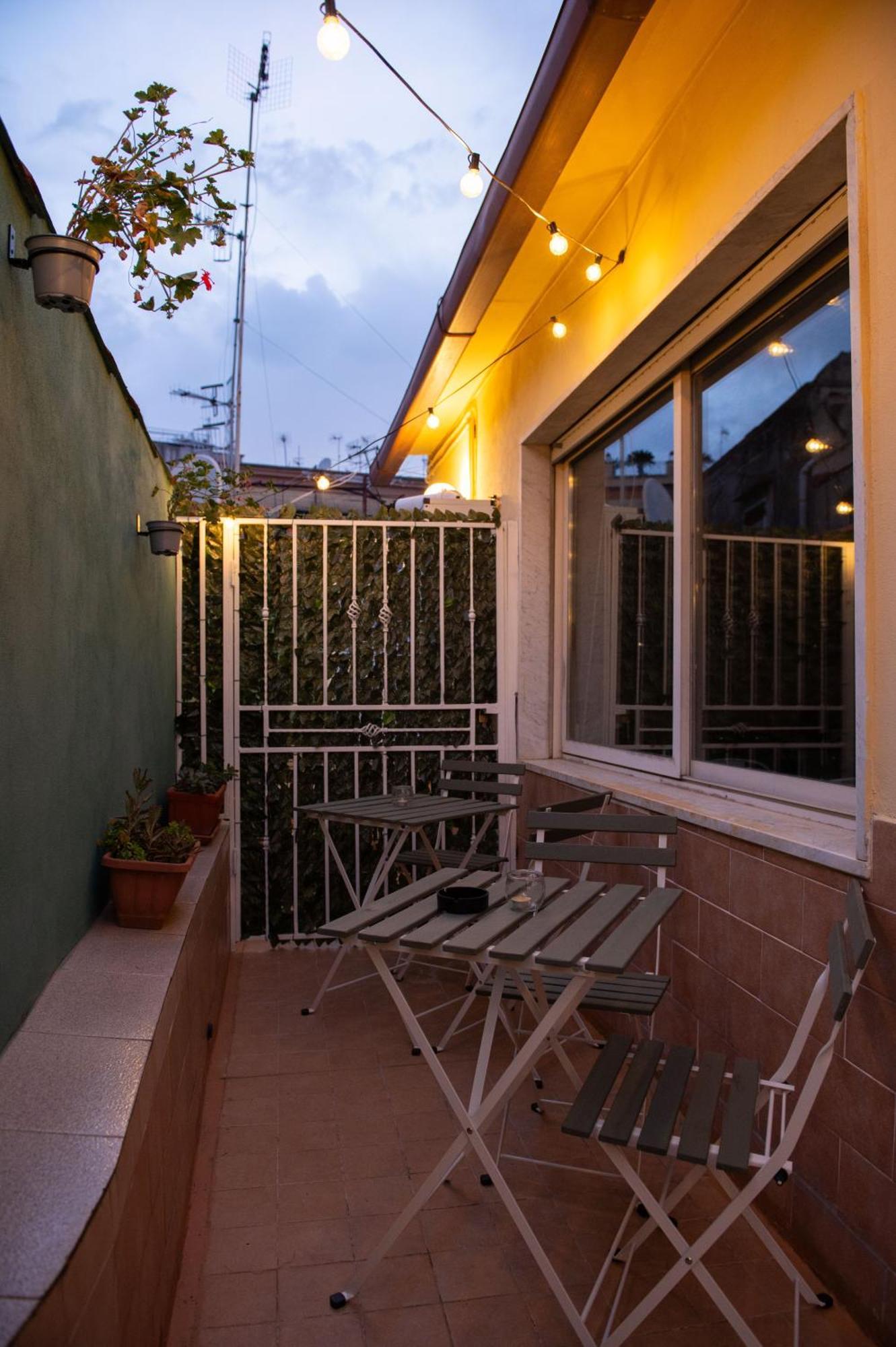 Supernova House